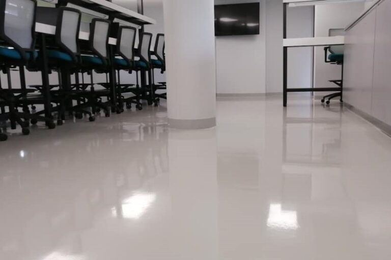 Büros für Start Ups und Pop Up Stores Epoxy SN ELITE